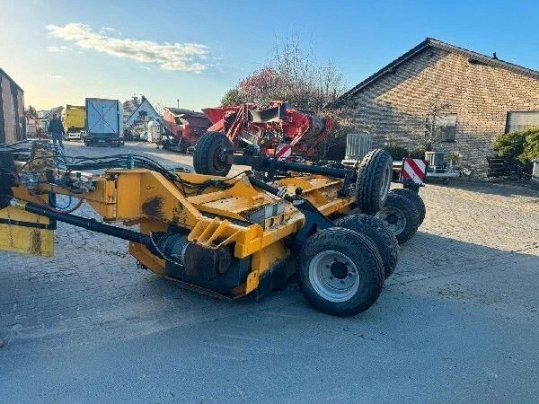 Mulcher Müthing S450 - Desbrozadora de martillos/ Trituradora: foto 2 Mulcher Müthing S450 - Desbrozadora de martillos/ Trituradora: foto 2