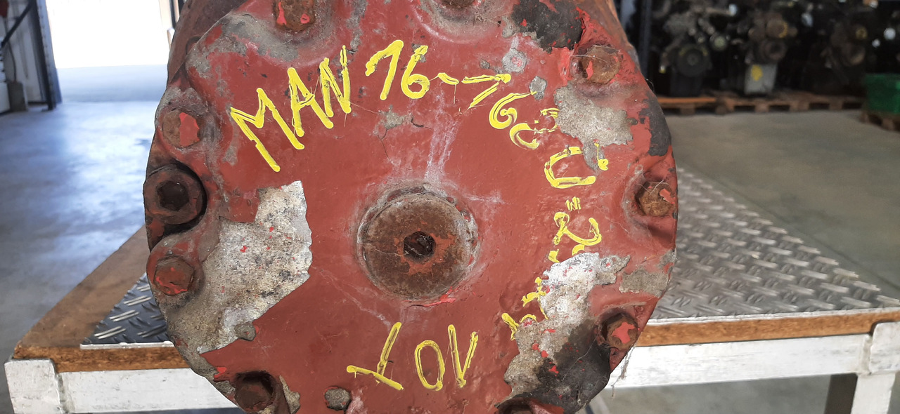 Gebrauchte MAN 16.168, Planetenachse, Artikel - Nr. : 81.99999 - 9999 - Eje posterior para Camión: foto 4 Gebrauchte MAN 16.168, Planetenachse, Artikel - Nr. : 81.99999 - 9999 - Eje posterior para Camión: foto 4