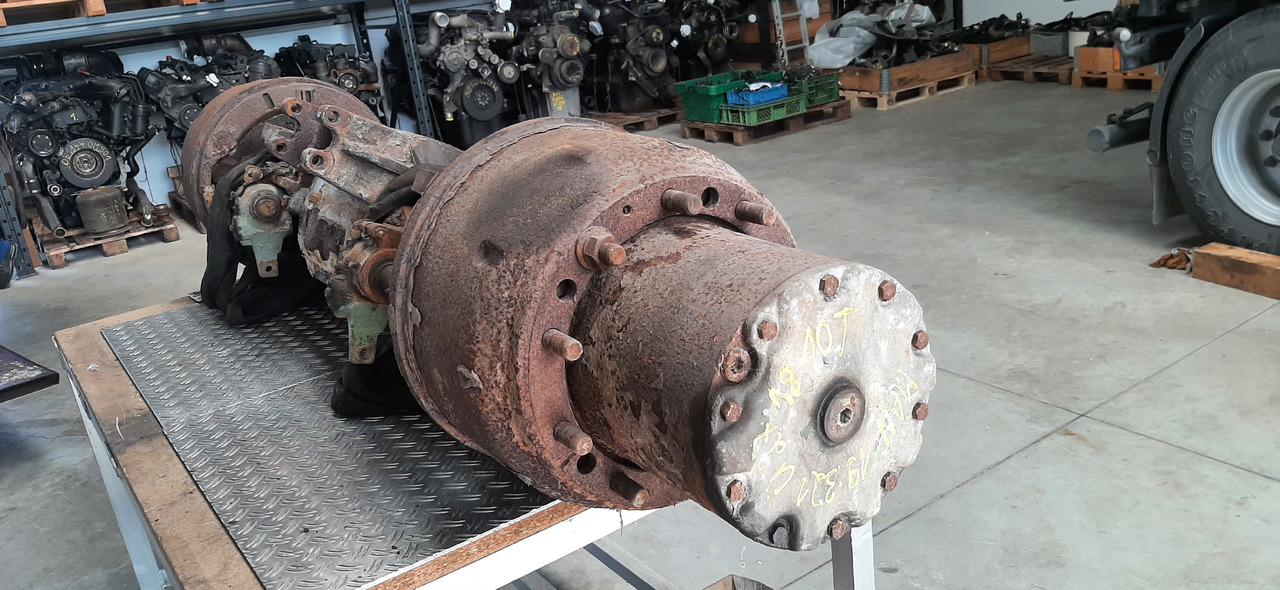 Gebrauchte MAN 19.321, Außenplanetenachse, Artikel - Nr. : 81.99999 - 9999 - Eje posterior para Camión: foto 4 Gebrauchte MAN 19.321, Außenplanetenachse, Artikel - Nr. : 81.99999 - 9999 - Eje posterior para Camión: foto 4