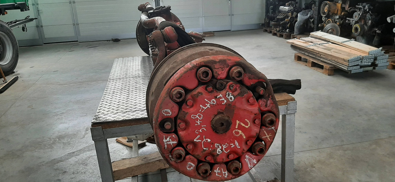 Gebrauchte MAN, Vorderachse, Allrad, Artikel - Nr. : 81.35000 - 6837 - Eje delantero para Camión: foto 1 Gebrauchte MAN, Vorderachse, Allrad, Artikel - Nr. : 81.35000 - 6837 - Eje delantero para Camión: foto 1