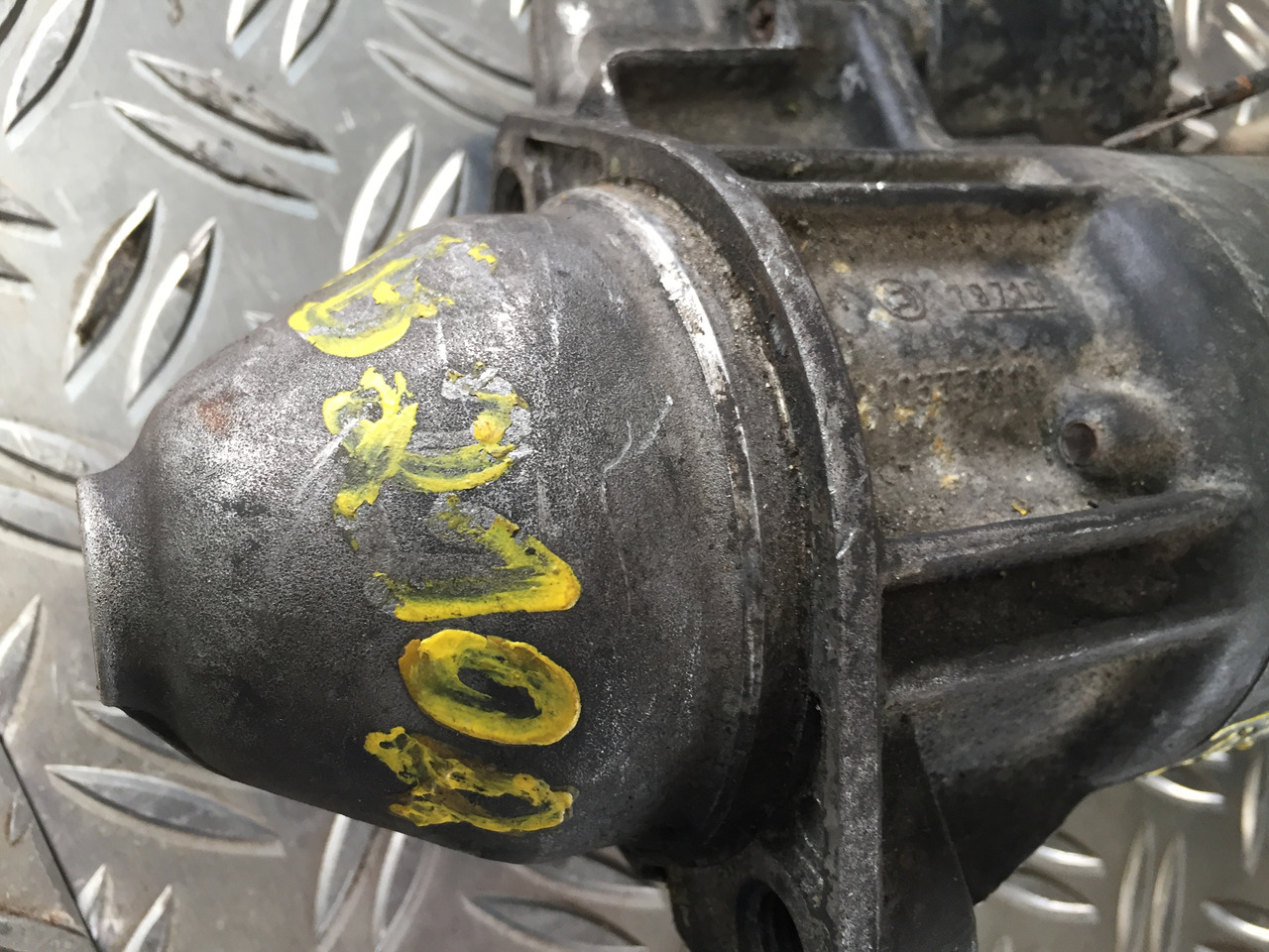 Gebrauchter Anlasser MB Sprinter 210, Motor Typ : OM 601, Artikel - Nr. : A 9999 9999 99 - Arranque para Camión: foto 3 Gebrauchter Anlasser MB Sprinter 210, Motor Typ : OM 601, Artikel - Nr. : A 9999 9999 99 - Arranque para Camión: foto 3