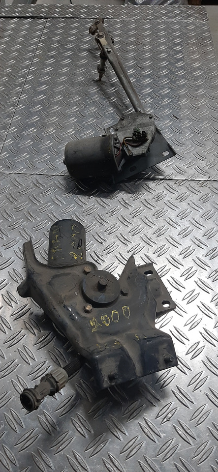Gebrauchter DB 808 und MAN F 2000 Wischermotor mit Gestänge , Artikel - Nr. : 81.99999 - 9999 - Limpiaparabrisas para Camión: foto 3 Gebrauchter DB 808 und MAN F 2000 Wischermotor mit Gestänge , Artikel - Nr. : 81.99999 - 9999 - Limpiaparabrisas para Camión: foto 3