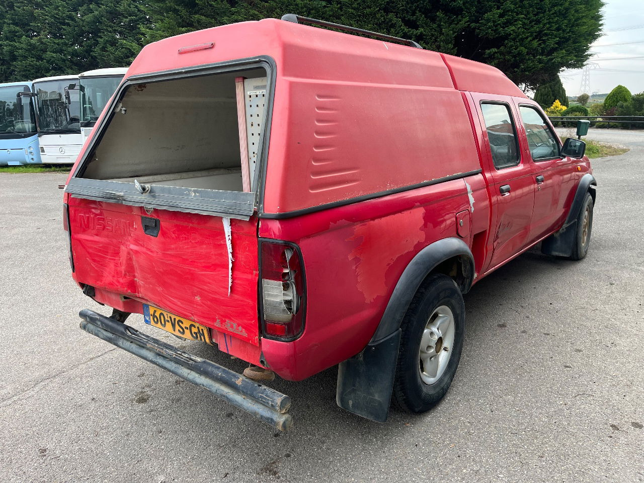 Nissan 4x4 - Pick-up: foto 3 Nissan 4x4 - Pick-up: foto 3