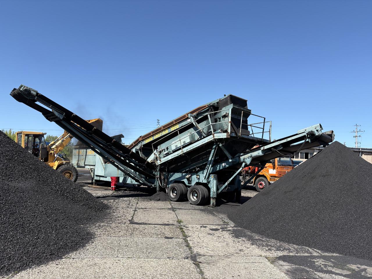 POWERSCREEN Turbo Chieftain 1600 - Cribadora: foto 2 POWERSCREEN Turbo Chieftain 1600 - Cribadora: foto 2