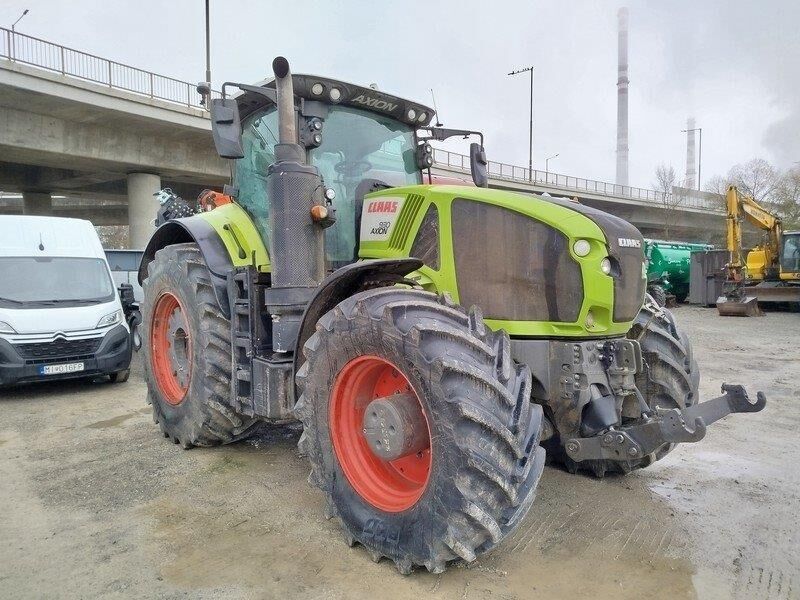 CLAAS AXION 930 - Tractor: foto 2 CLAAS AXION 930 - Tractor: foto 2