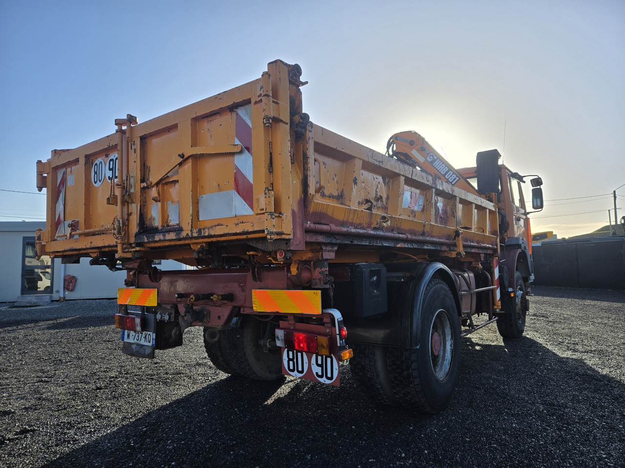 Renault G300 / 4x4 - Volquete camión, Camión grúa: foto 4 Renault G300 / 4x4 - Volquete camión, Camión grúa: foto 4