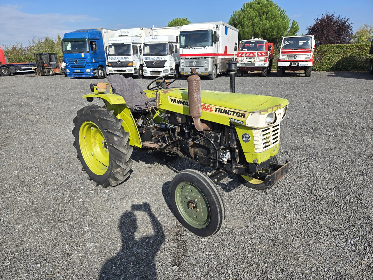 Yanmar YM240 - Tractor viñedo/ Frutero: foto 2 Yanmar YM240 - Tractor viñedo/ Frutero: foto 2