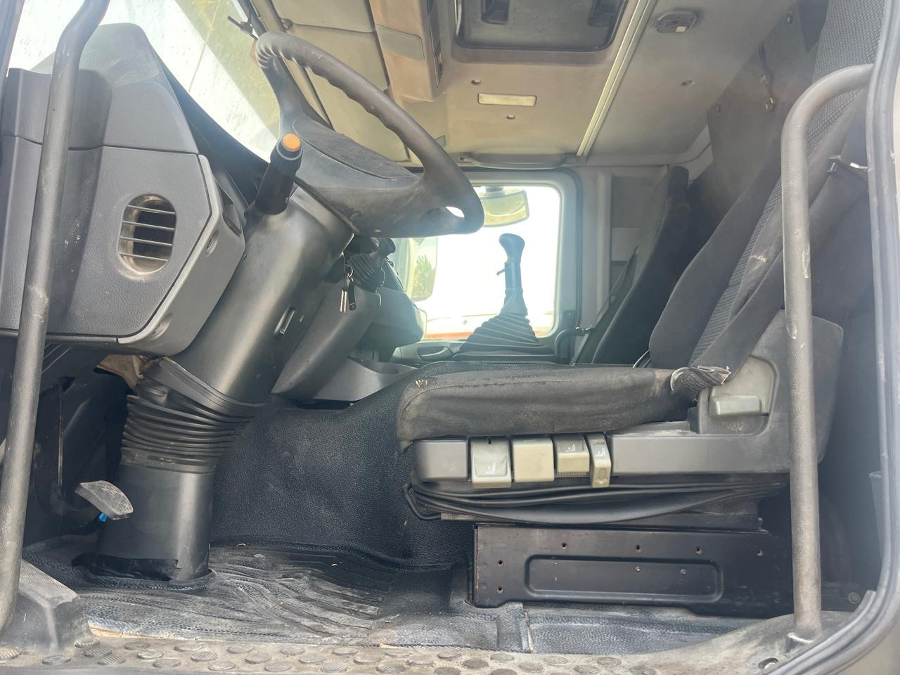 Chasis camión MERCEDES-BENZ Actros 3340: foto 8