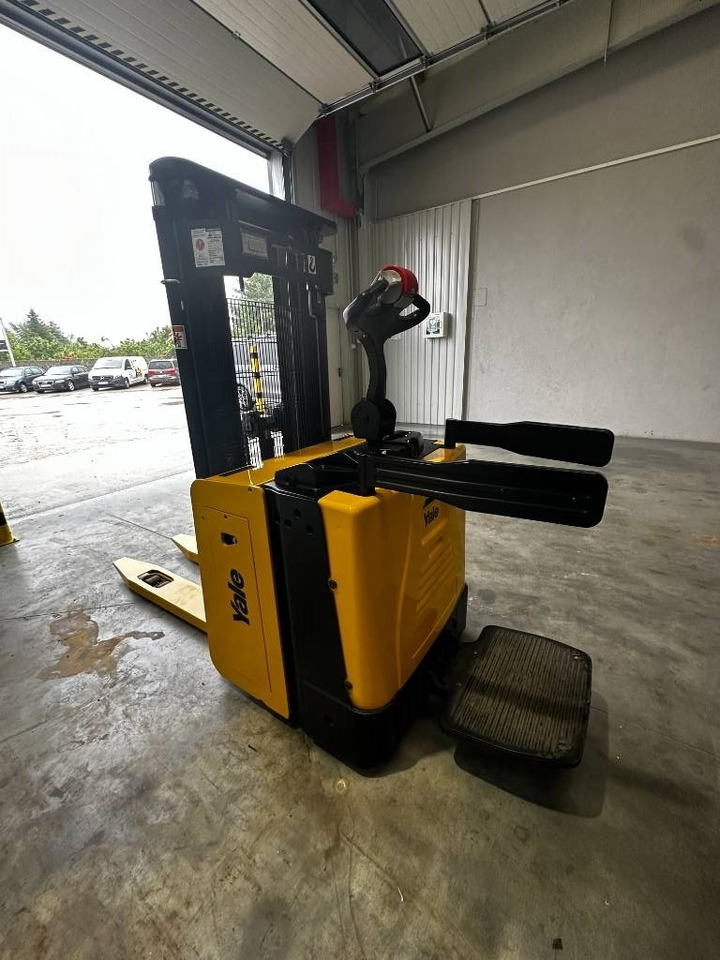 Yale MS12x - Apilador: foto 4 Yale MS12x - Apilador: foto 4