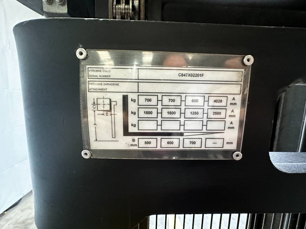 Apilador Yale MS12x: foto 9 Apilador Yale MS12x: foto 9