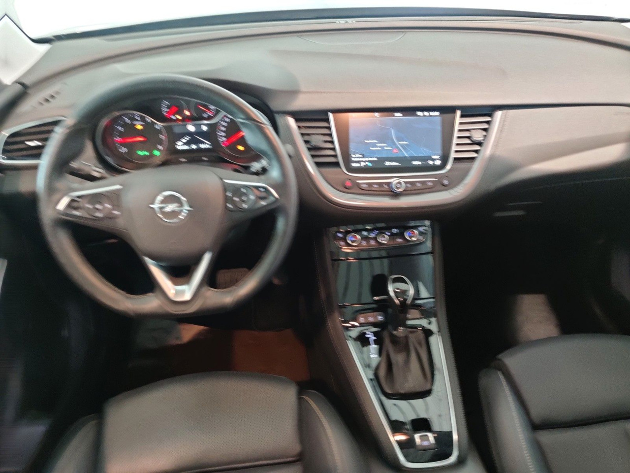 SUV/ Todoterreno Opel Grandland X 1,2 Business Inno. Navi Leder PDC DAB LED: foto 9 SUV/ Todoterreno Opel Grandland X 1,2 Business Inno. Navi Leder PDC DAB LED: foto 9