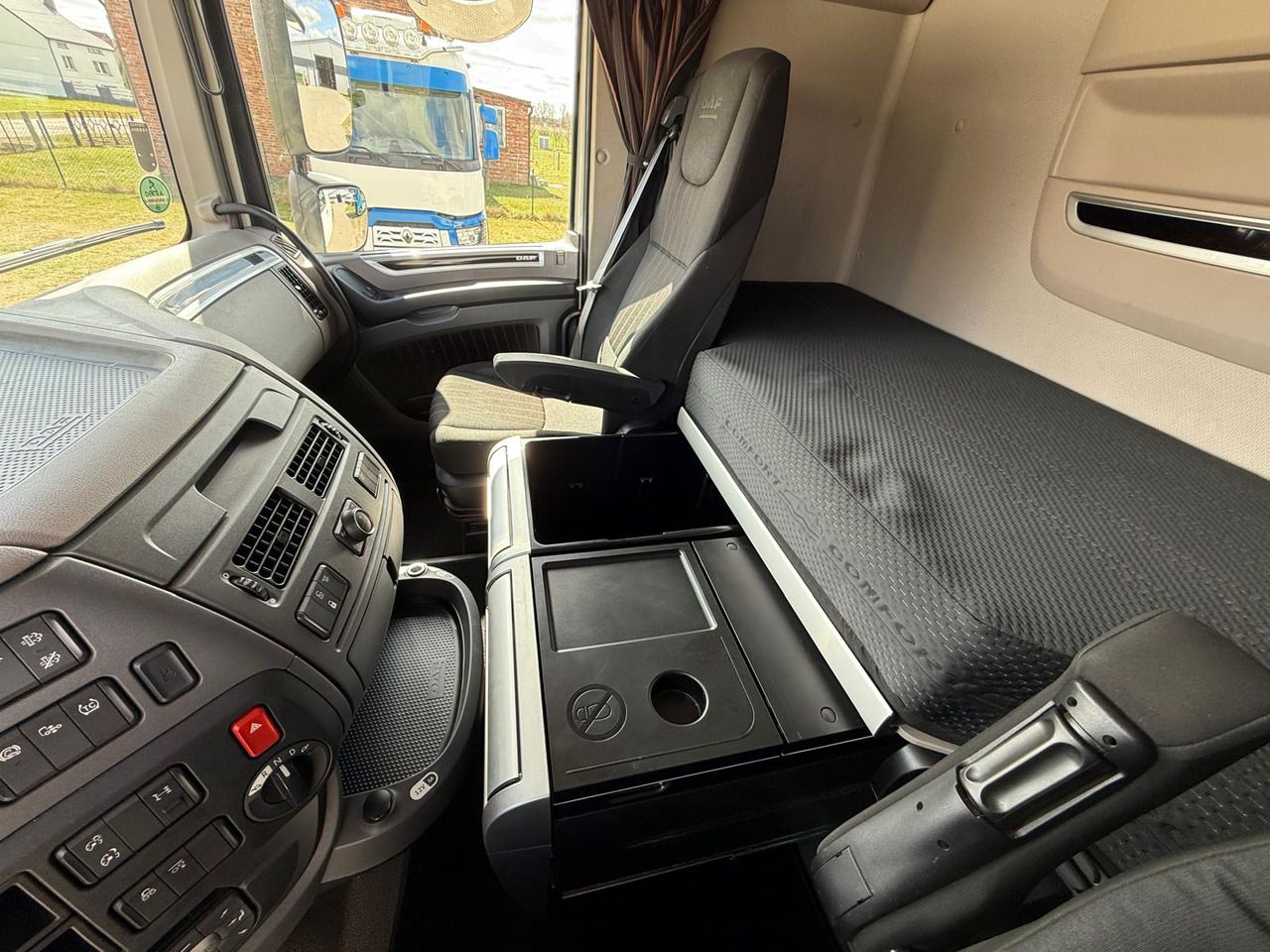 Portacontenedore/ Intercambiable camión DAF XF 480: foto 46 Portacontenedore/ Intercambiable camión DAF XF 480: foto 46