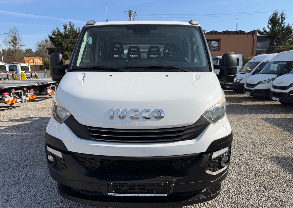 Iveco Daily 70C18 Hi-Matic Pomoc drogowa Holownik 2019r - Grua de remolque autos: foto 2 Iveco Daily 70C18 Hi-Matic Pomoc drogowa Holownik 2019r - Grua de remolque autos: foto 2
