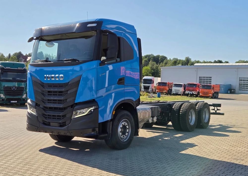 Iveco S-WAY - Chasis camión: foto 1 Iveco S-WAY - Chasis camión: foto 1