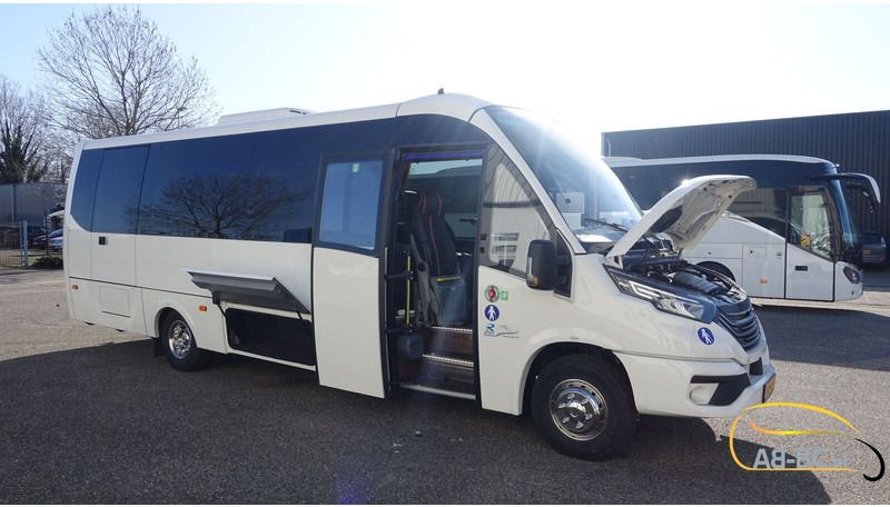 Iveco Rosero First Busworld Edition 31 Seats EURO 6 - Minibús, Furgoneta de pasajeros: foto 4 Iveco Rosero First Busworld Edition 31 Seats EURO 6 - Minibús, Furgoneta de pasajeros: foto 4