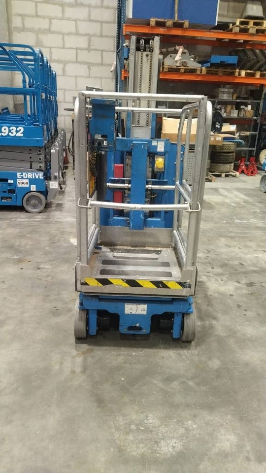 Genie GR 20 - Plataforma de mástil vertical: foto 2 Genie GR 20 - Plataforma de mástil vertical: foto 2