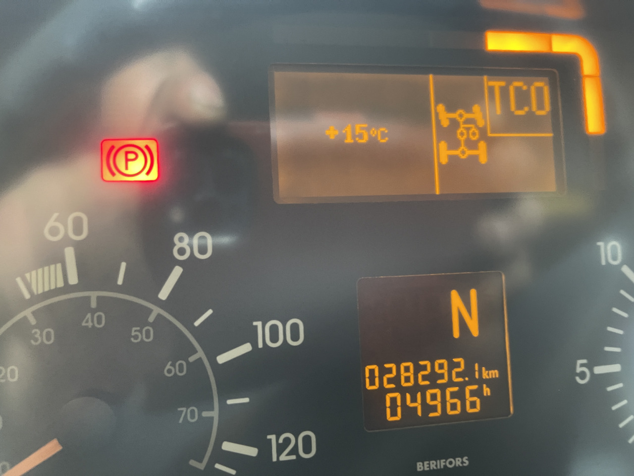 Unimog Unimog U300 mit Mega Kran , erst 28 Tkm - Camión grúa: foto 2 Unimog Unimog U300 mit Mega Kran , erst 28 Tkm - Camión grúa: foto 2