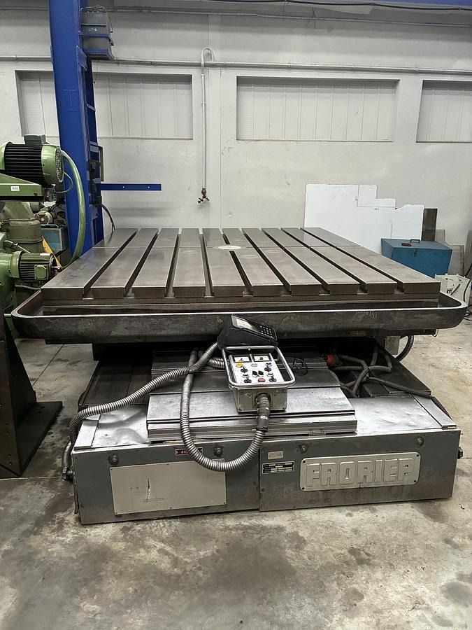 Table tournante FRORIEP 50 tonnes - Máquina para metal: foto 2 Table tournante FRORIEP 50 tonnes - Máquina para metal: foto 2