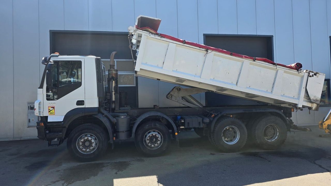 Volquete camión IVECO Trakker 410: foto 9 Volquete camión IVECO Trakker 410: foto 9