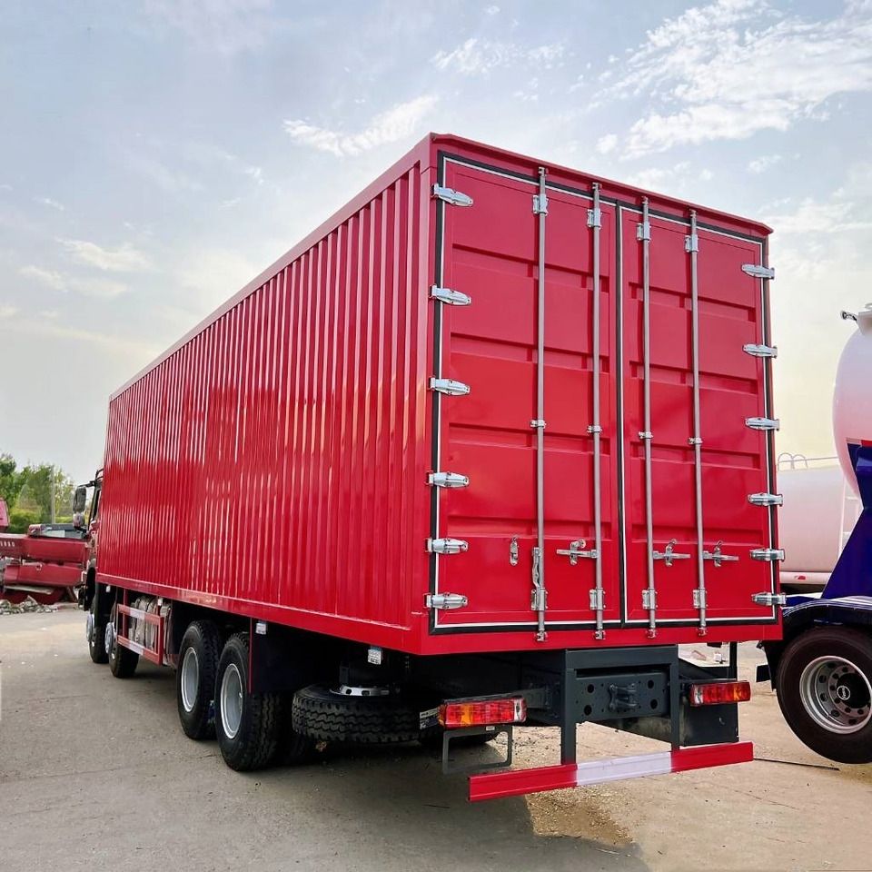 Howo 371 - Camión caja cerrada: foto 4 Howo 371 - Camión caja cerrada: foto 4