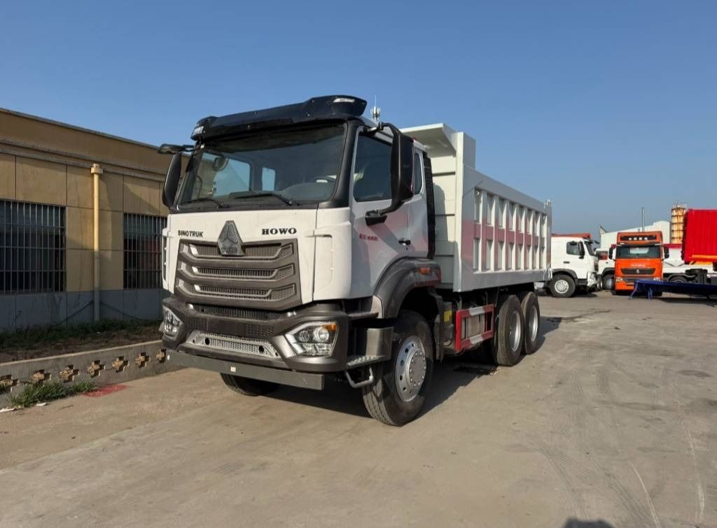 Howo NX - Volquete camión: foto 3 Howo NX - Volquete camión: foto 3