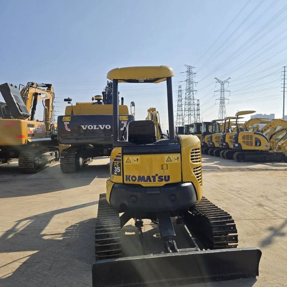 Komatsu PC 35 - Miniexcavadora: foto 4 Komatsu PC 35 - Miniexcavadora: foto 4