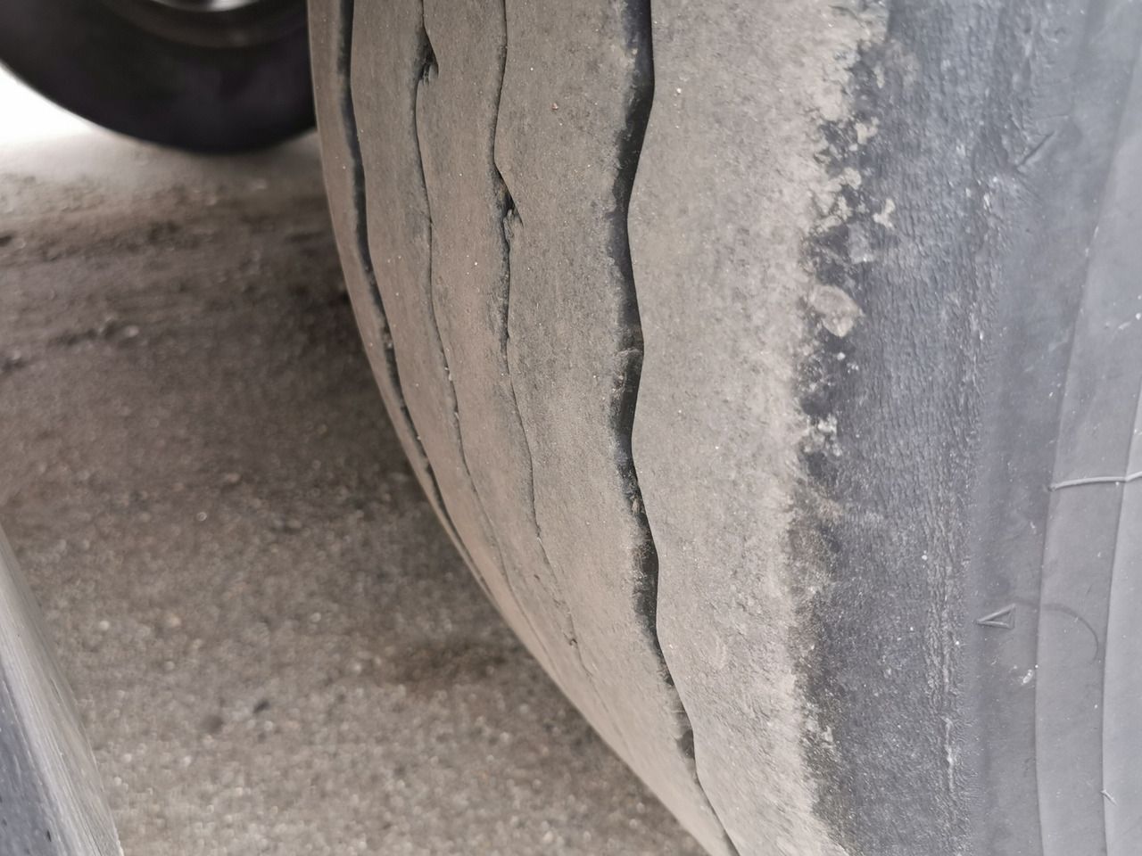 Cisterna semirremolque WILLIG 3S4455 ADR 44,45 m3: foto 19