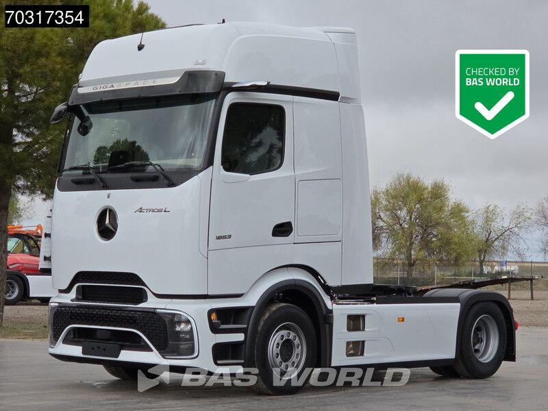 Mercedes-Benz Actros 1853 4X2 NEW! ProCabin-GIGA 2x tanks Retarder Standclima Navi ACC - Cabeza tractora: foto 1 Mercedes-Benz Actros 1853 4X2 NEW! ProCabin-GIGA 2x tanks Retarder Standclima Navi ACC - Cabeza tractora: foto 1