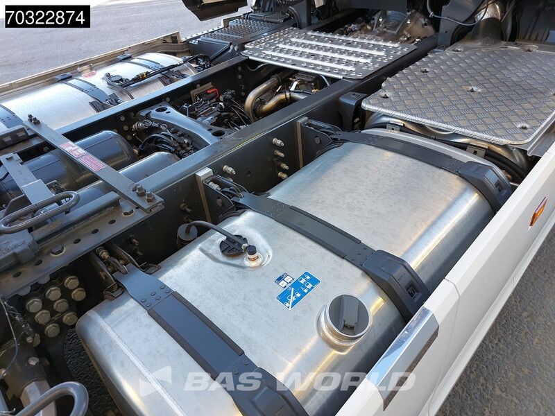 Cabeza tractora Scania S660 4X2 Retarder Full-Air 2x Tanks Standklima Leather Led ACC Alcoa Euro 6: foto 17