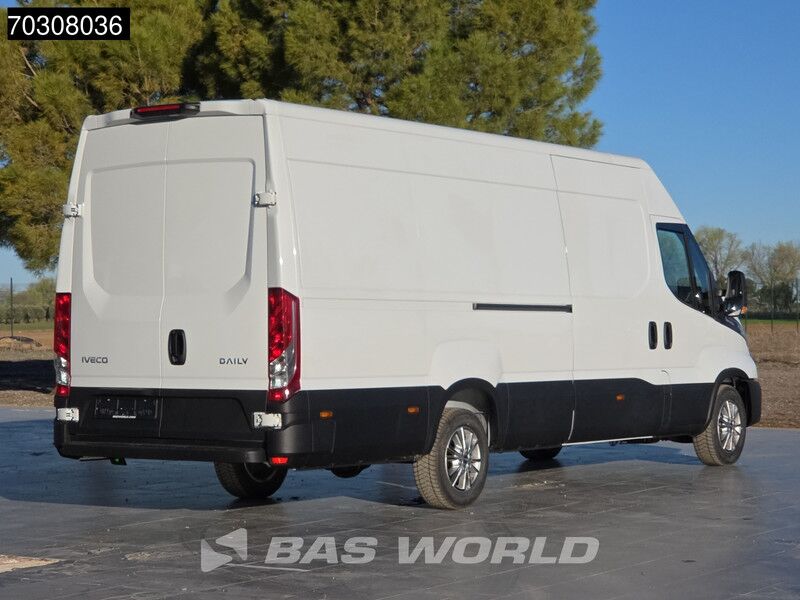Iveco Daily 35S21 Nuevo - 3.0L - Automático - 210CV - L3H2 - ACC - LED - Camera Tresara - CarPlay - Sensor de aparcamiento - Capacidad de re - Furgón: foto 5 Iveco Daily 35S21 Nuevo - 3.0L - Automático - 210CV - L3H2 - ACC - LED - Camera Tresara - CarPlay - Sensor de aparcamiento - Capacidad de re - Furgón: foto 5