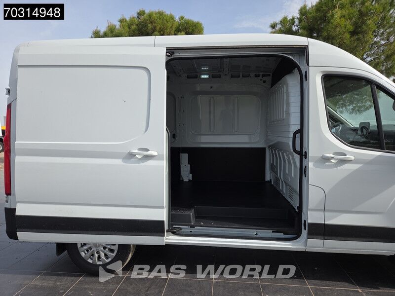 Furgón, Furgoneta eléctrica nuevo Maxus eDeliver 9 100% Eléctrico - Nuevo - 72 kWh - WLTP 280 km - CarPlay - Aire Acondicionado - Cámara - Control de Crucero A/C Cruise control: foto 13 Furgón, Furgoneta eléctrica nuevo Maxus eDeliver 9 100% Eléctrico - Nuevo - 72 kWh - WLTP 280 km - CarPlay - Aire Acondicionado - Cámara - Control de Crucero A/C Cruise control: foto 13