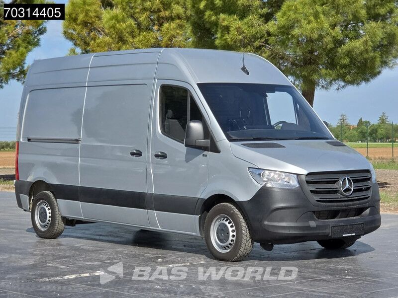 Mercedes-Benz Sprinter 215 CDI Automático - 150CV - L2H2 - MBUX - CarPlay - Aire Acondicionado - Sensores de aparcamiento - Euro6 - L2 A/C - Furgoneta pequeña: foto 3 Mercedes-Benz Sprinter 215 CDI Automático - 150CV - L2H2 - MBUX - CarPlay - Aire Acondicionado - Sensores de aparcamiento - Euro6 - L2 A/C - Furgoneta pequeña: foto 3