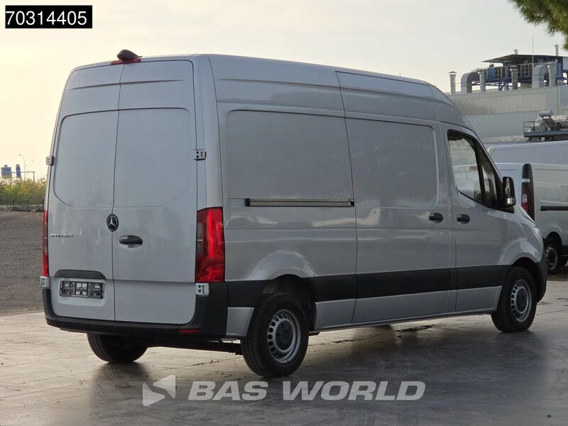 Mercedes-Benz Sprinter 215 CDI Automático - 150CV - L2H2 - MBUX - CarPlay - Aire Acondicionado - Sensores de aparcamiento - Euro6 - L2 A/C - Furgoneta pequeña: foto 5 Mercedes-Benz Sprinter 215 CDI Automático - 150CV - L2H2 - MBUX - CarPlay - Aire Acondicionado - Sensores de aparcamiento - Euro6 - L2 A/C - Furgoneta pequeña: foto 5