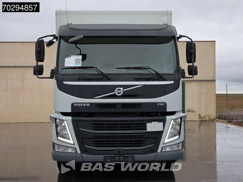 Volvo FM 330 FM 6X2 Camión holandés - ITV Neerlandesa (APK) - Eje elevable - Plataforma elevadora trasera - Automático - Euro 6 - Camión caja cerrada: foto 5 Volvo FM 330 FM 6X2 Camión holandés - ITV Neerlandesa (APK) - Eje elevable - Plataforma elevadora trasera - Automático - Euro 6 - Camión caja cerrada: foto 5