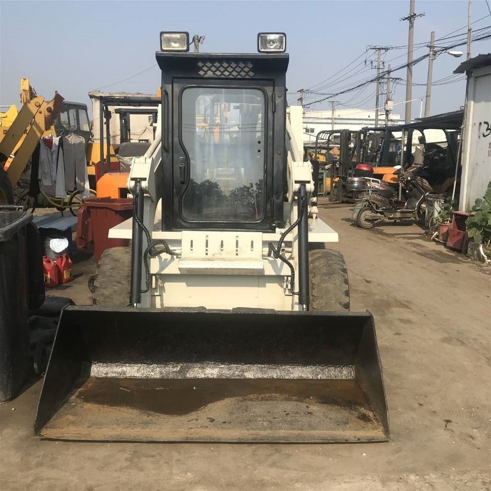 Bobcat S130 - Minicargadora: foto 3 Bobcat S130 - Minicargadora: foto 3