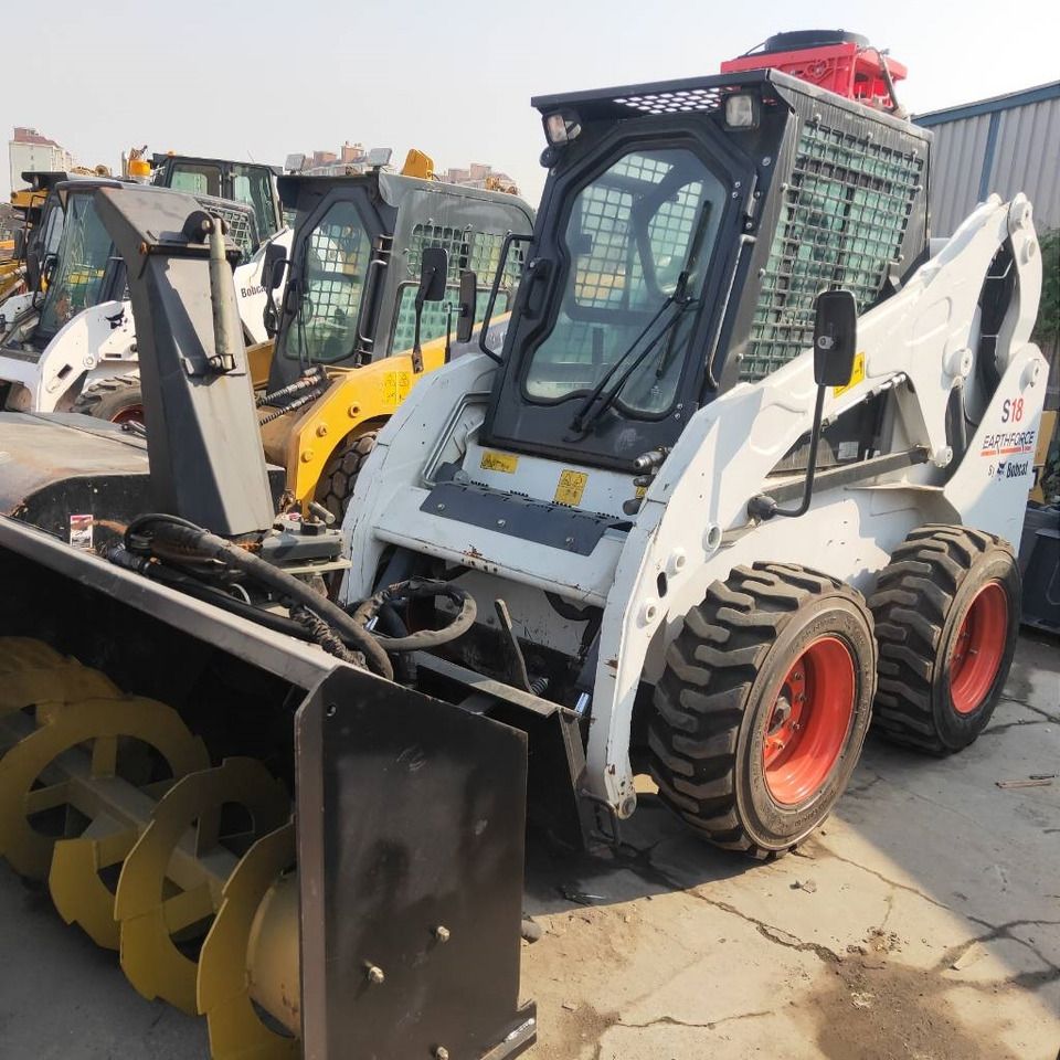 Bobcat S18 - Minicargadora: foto 3 Bobcat S18 - Minicargadora: foto 3