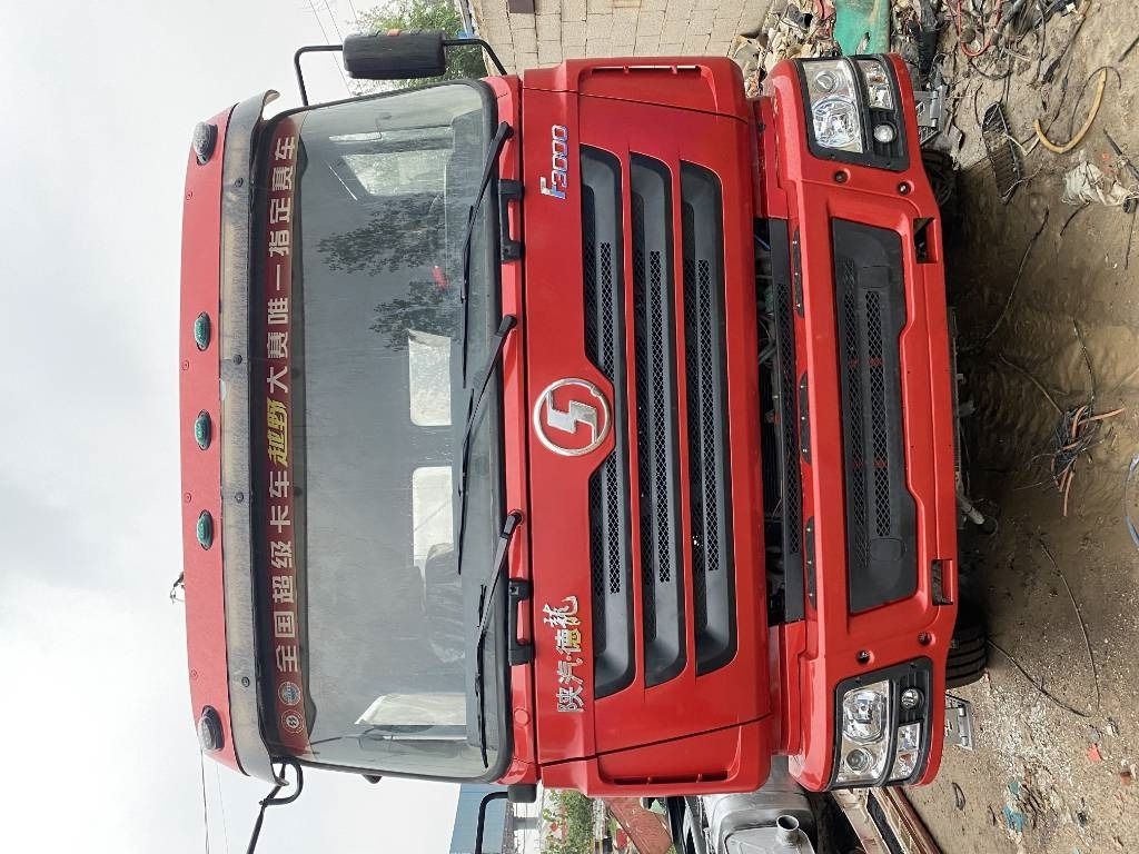 Shacman F3000 6x4 - Cabeza tractora: foto 3 Shacman F3000 6x4 - Cabeza tractora: foto 3