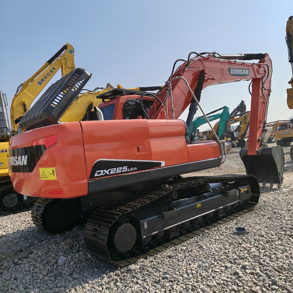 DOOSAN DX225LCA - Excavadora de cadenas: foto 3 DOOSAN DX225LCA - Excavadora de cadenas: foto 3