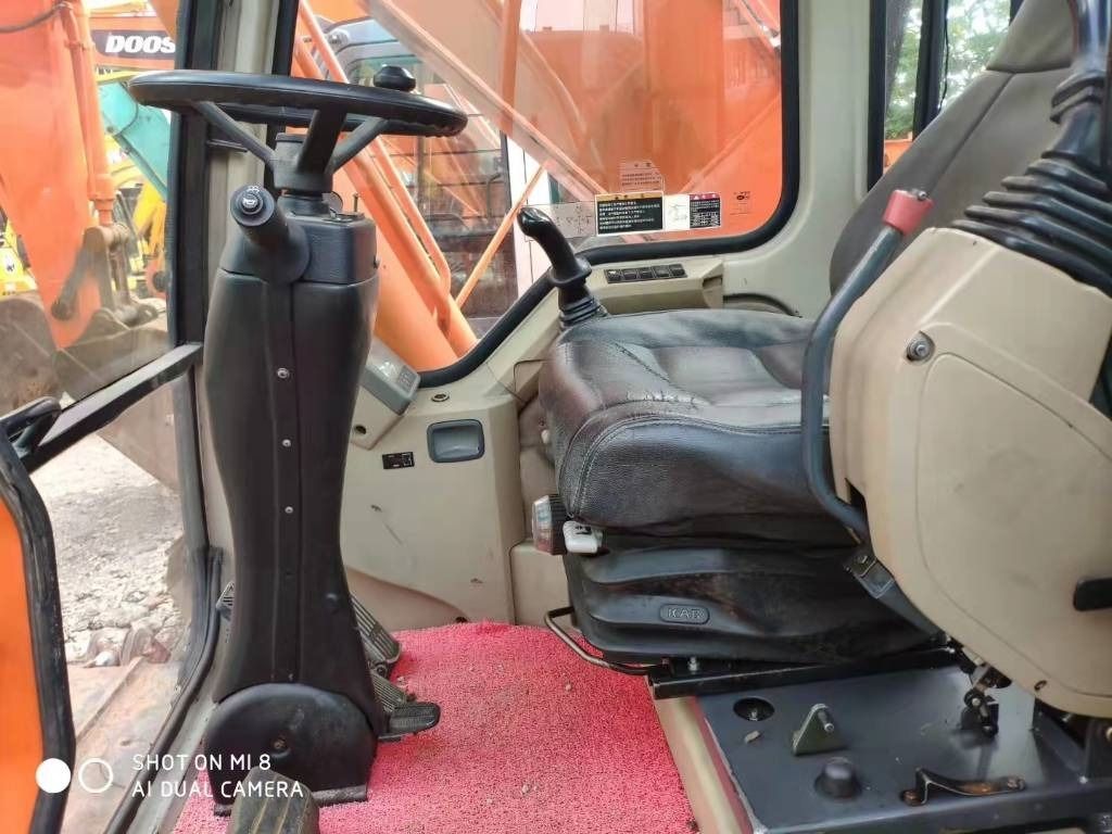 Doosan DH210W-7 - Excavadora de ruedas: foto 3 Doosan DH210W-7 - Excavadora de ruedas: foto 3