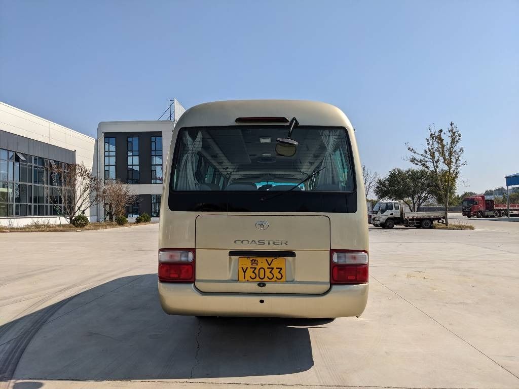 Toyota Coaster Bus - Minibús, Furgoneta de pasajeros: foto 3 Toyota Coaster Bus - Minibús, Furgoneta de pasajeros: foto 3