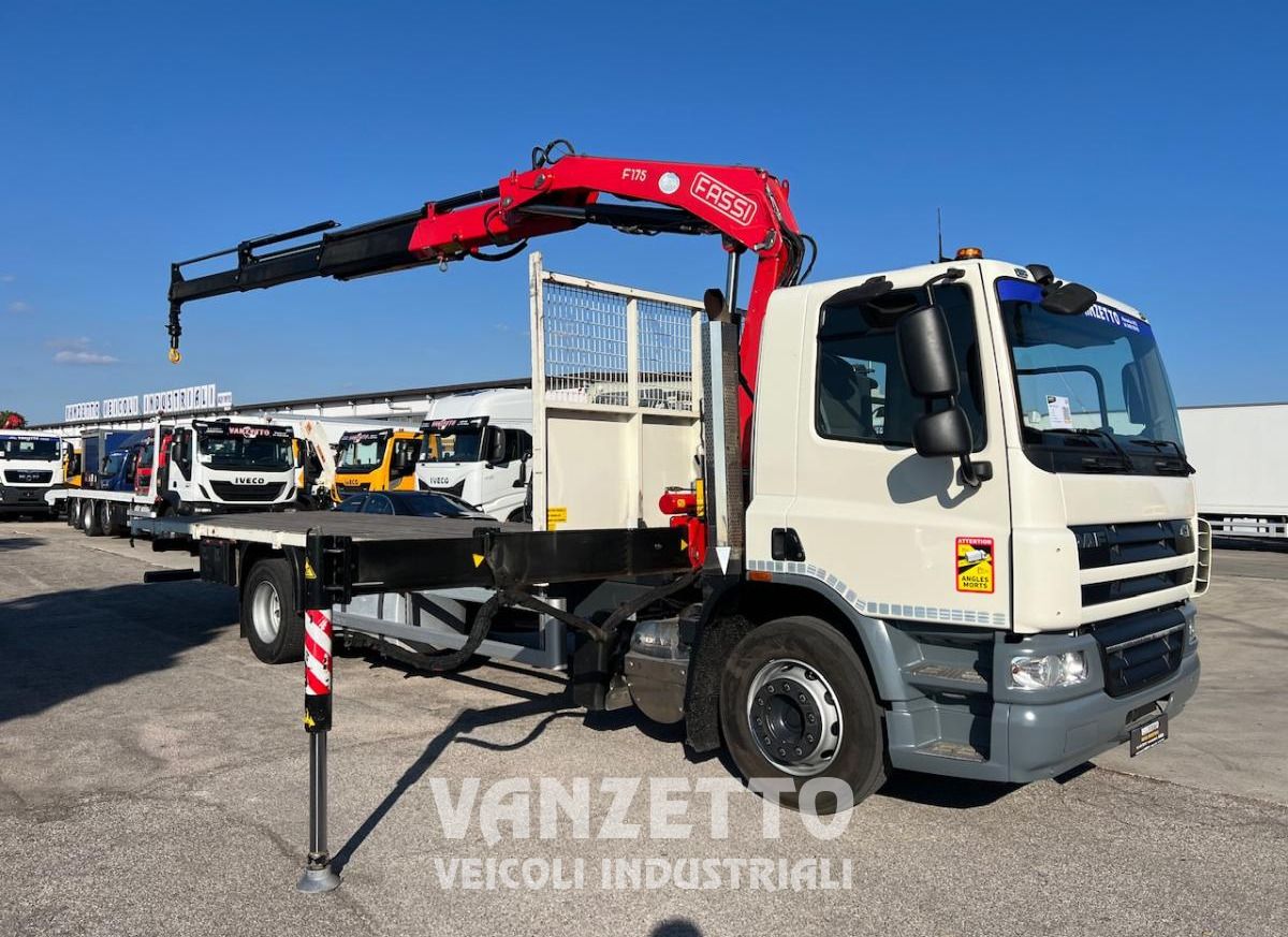 DAF CF 75.310 - Camión caja abierta, Camión grúa: foto 1 DAF CF 75.310 - Camión caja abierta, Camión grúa: foto 1