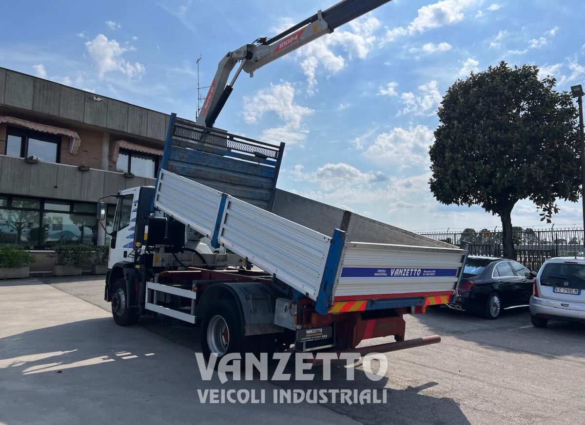 IVECO 150E23 EUROTECH - Camión grúa: foto 4 IVECO 150E23 EUROTECH - Camión grúa: foto 4