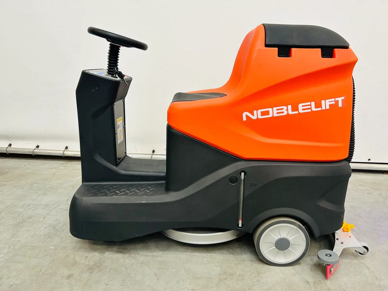 Noblelift NR530 - Fregadora: foto 2 Noblelift NR530 - Fregadora: foto 2