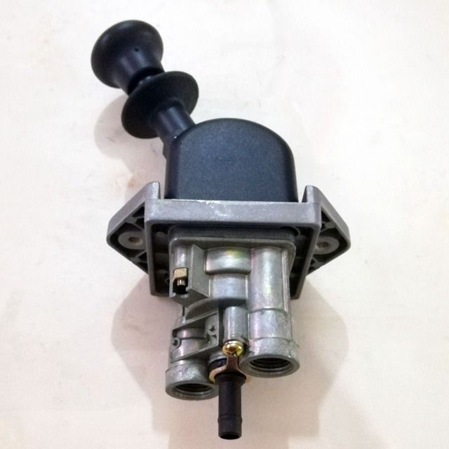 Dongfeng DFM Heavy Duty Truck Part Hand Brake Valve 3517010-KD100 - Servoembrague para Camión: foto 3 Dongfeng DFM Heavy Duty Truck Part Hand Brake Valve 3517010-KD100 - Servoembrague para Camión: foto 3