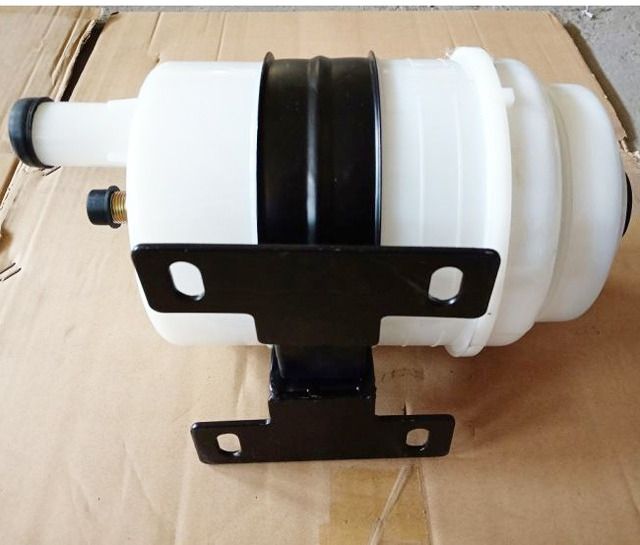 Dongfeng Truck Parts Power Steering Tank 3410110-Km100 - Depósito hidráulico para Camión: foto 1 Dongfeng Truck Parts Power Steering Tank 3410110-Km100 - Depósito hidráulico para Camión: foto 1