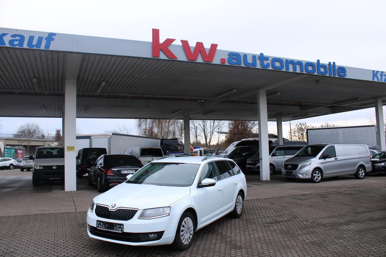 Skoda Octavia Combi 2,0 TDI DSG,NAVI,KLIMA,SHZG - Coche familiar: foto 1 Skoda Octavia Combi 2,0 TDI DSG,NAVI,KLIMA,SHZG - Coche familiar: foto 1