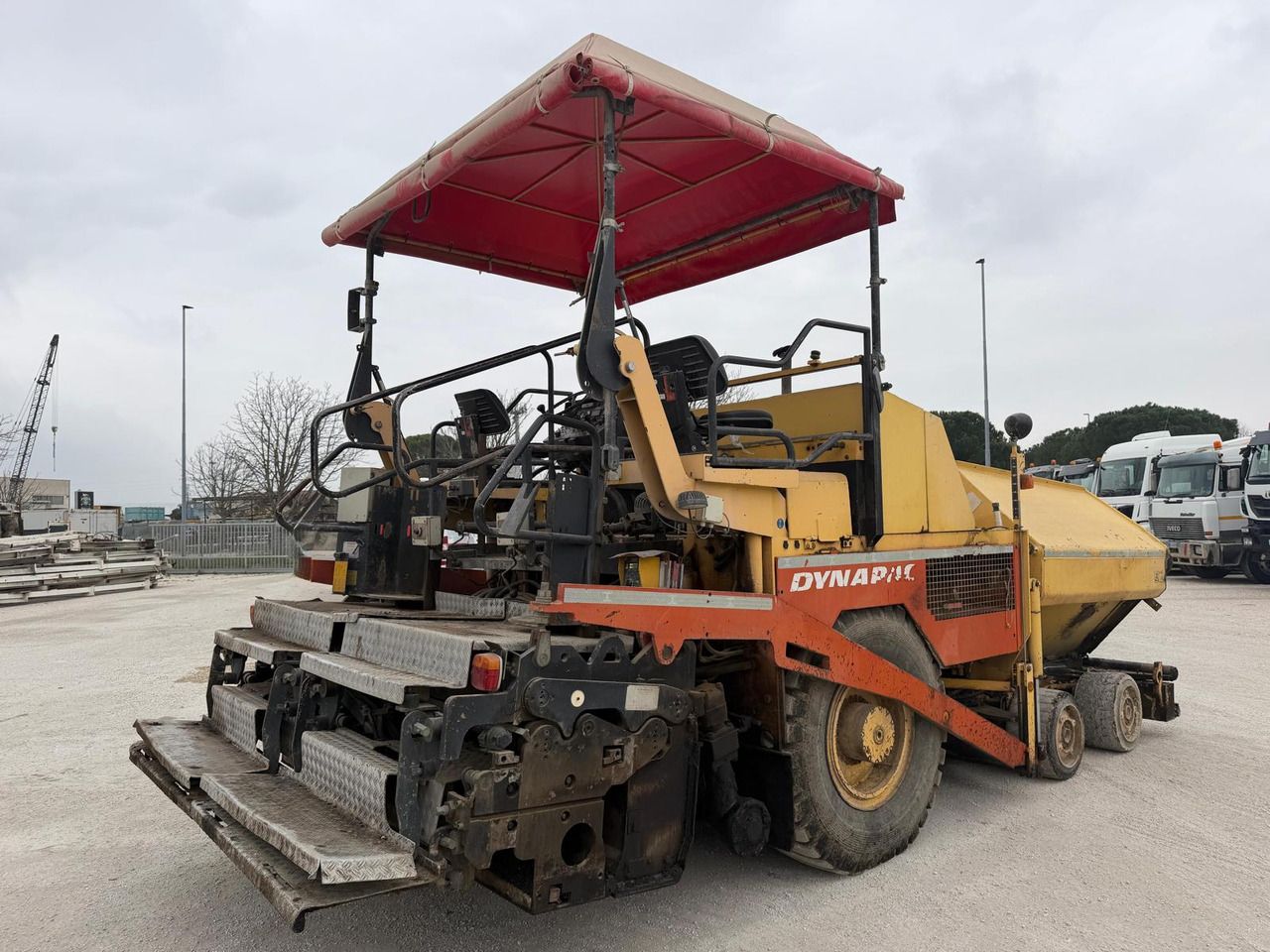 Vibrofinitrice Dynapac F121-6W - Pavimentadora de asfalto: foto 3 Vibrofinitrice Dynapac F121-6W - Pavimentadora de asfalto: foto 3