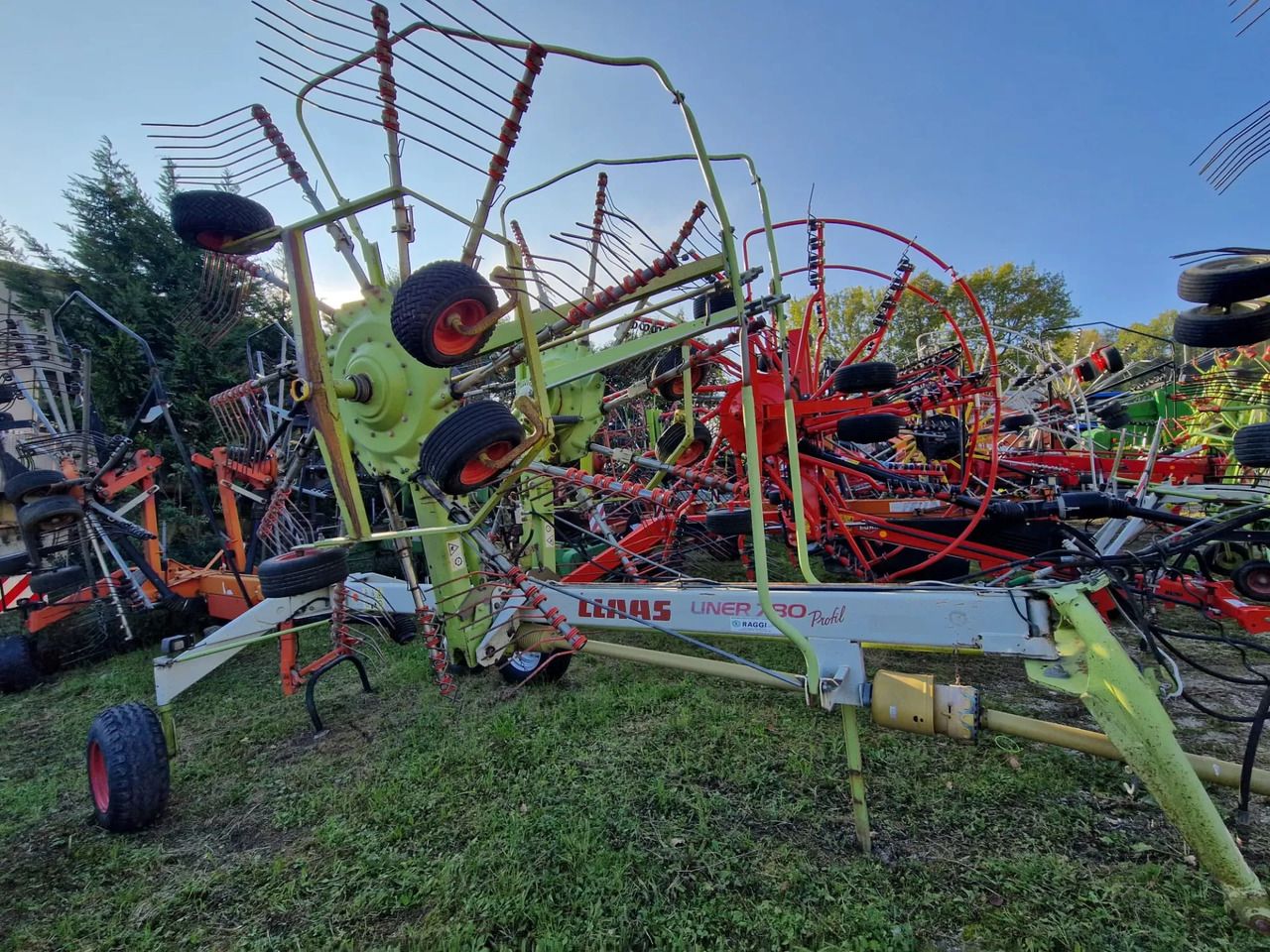 CLAAS 780 LINER PROFIL - Henificadora: foto 1 CLAAS 780 LINER PROFIL - Henificadora: foto 1