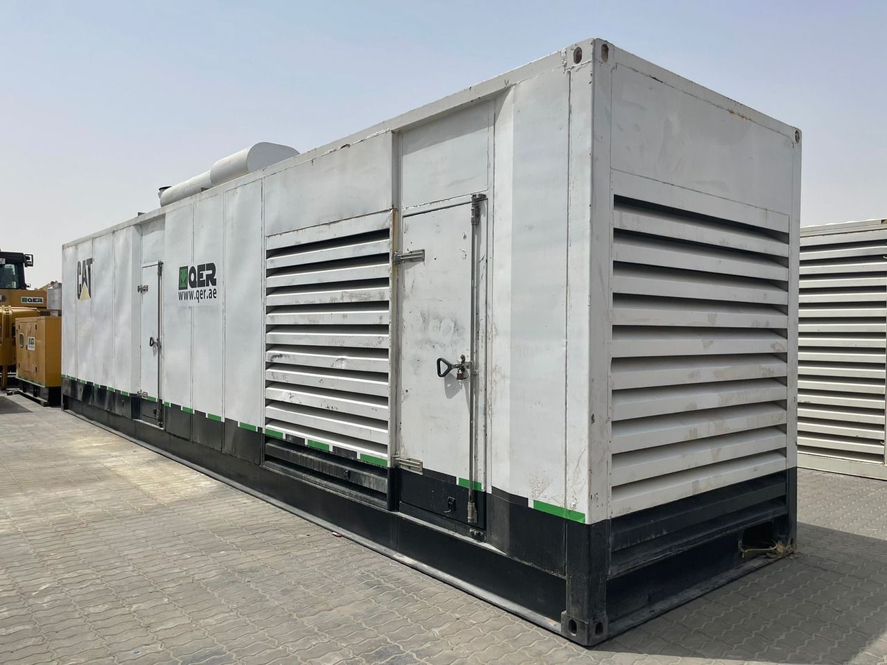 2004 - CATERPILLAR 3516 - 2000KVA GENERATOR - SOUND PROOF - Generador industriale: foto 2 2004 - CATERPILLAR 3516 - 2000KVA GENERATOR - SOUND PROOF - Generador industriale: foto 2