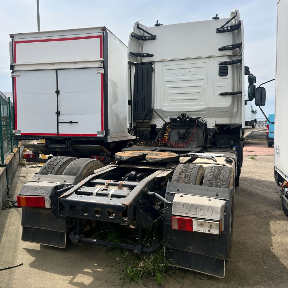 IVECO 460 - Cabeza tractora: foto 4 IVECO 460 - Cabeza tractora: foto 4